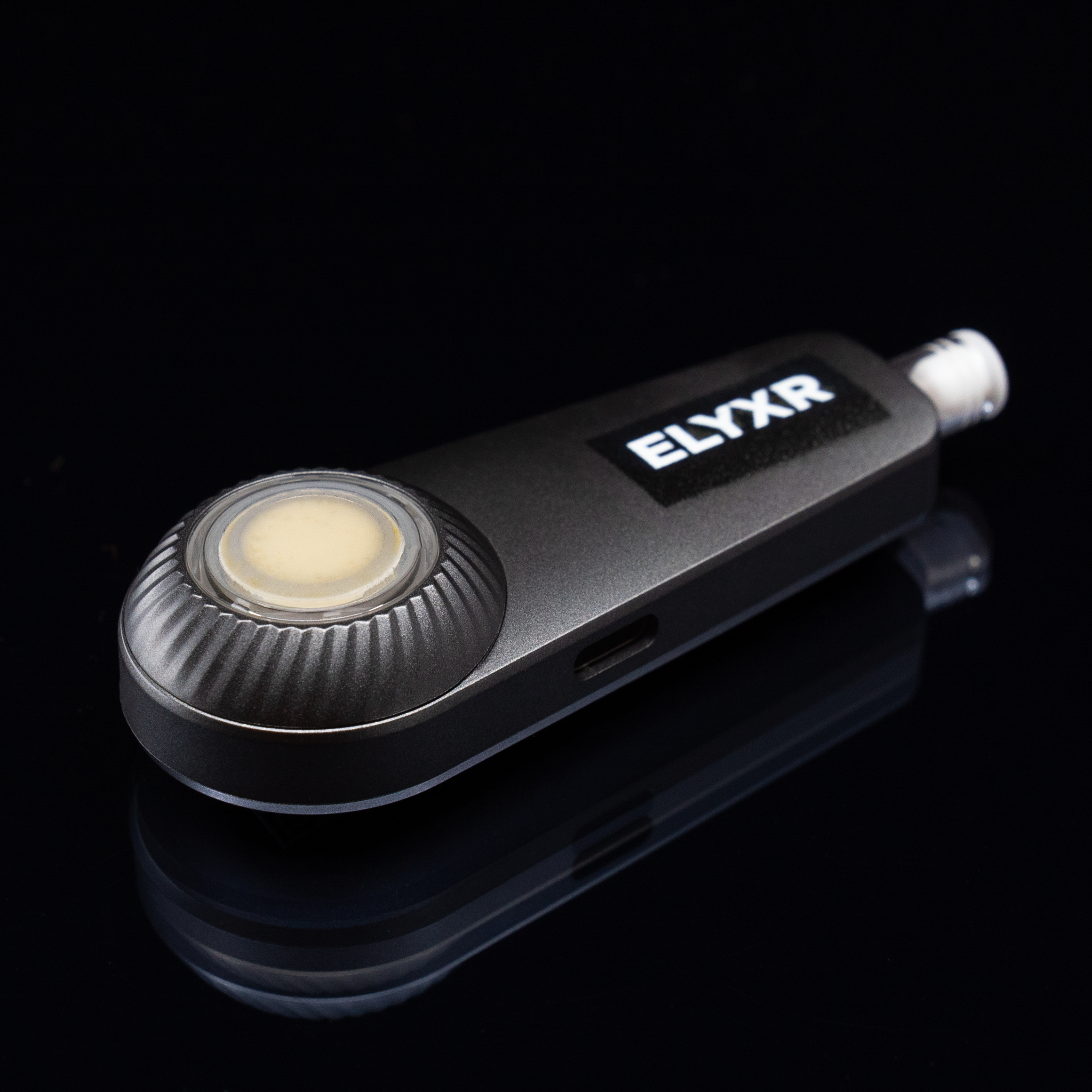 90% thca dab pro disposable vape Elyxr